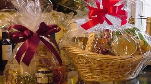 cestas decoradas de natal - Cesta básica